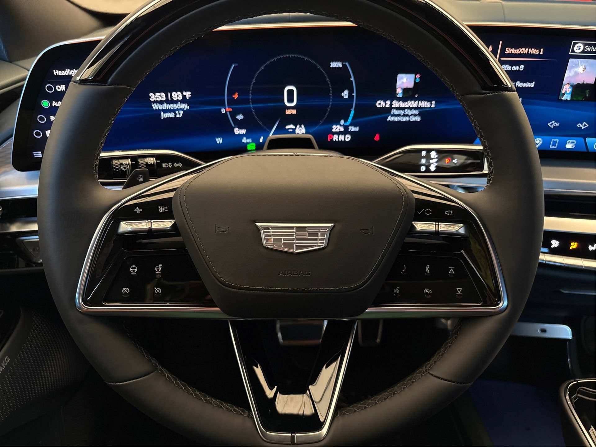 New 2026 Cadillac Lyriq Signature Luxury w/ Nappa Leather Package RWD image 19