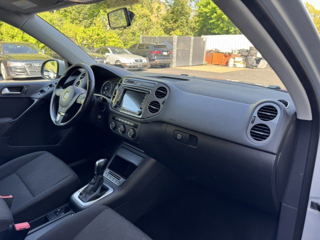 Used 2014 Volkswagen Tiguan S AWD/4WD image 31