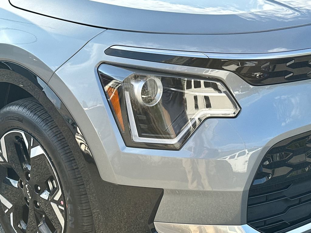 New 2026 Kia Niro Wind FWD image 11