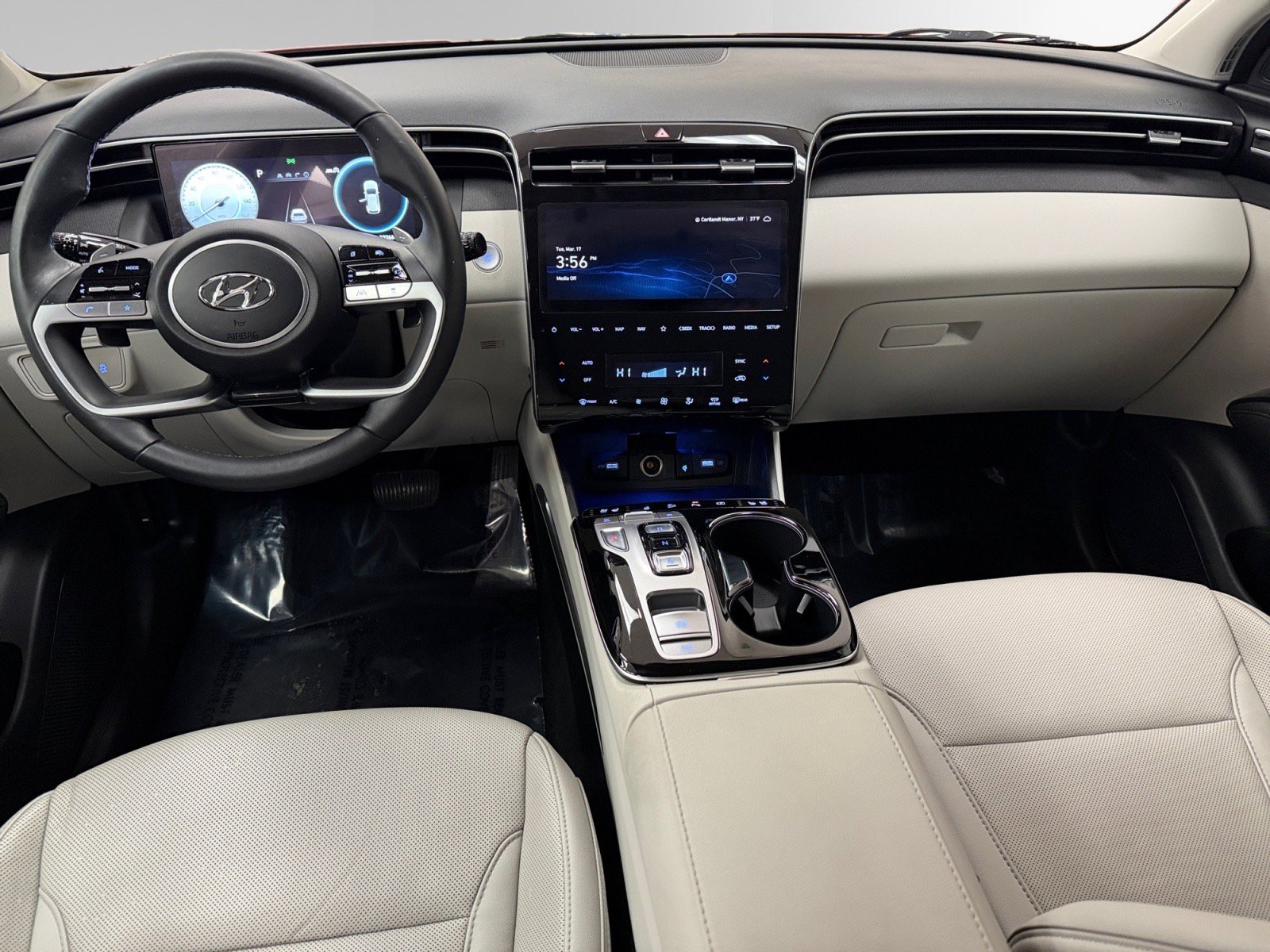 Certified 2023 Hyundai Tucson Limited w/ Cargo Package image 10