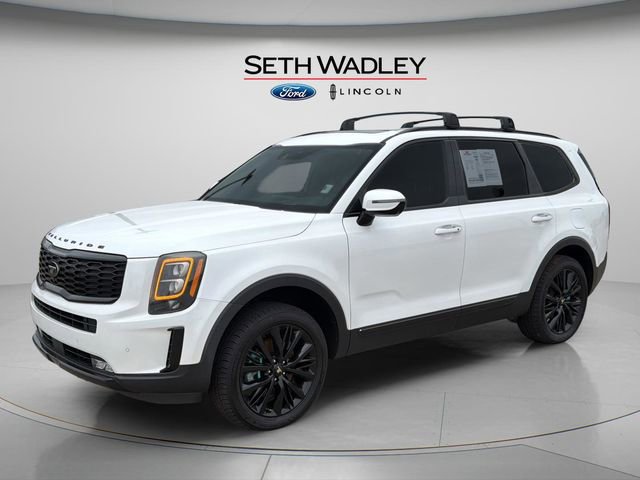 Used 2021 Kia Telluride SX w/ SX Prestige Package image 3