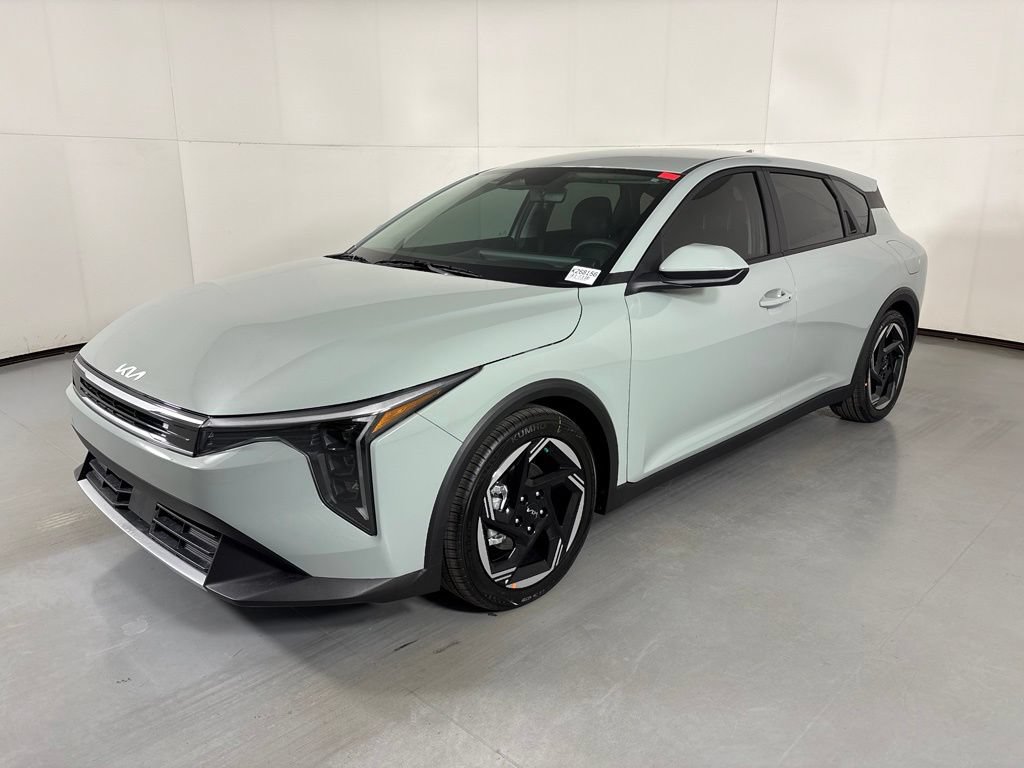 New 2026 Kia K4 EX FWD image 4