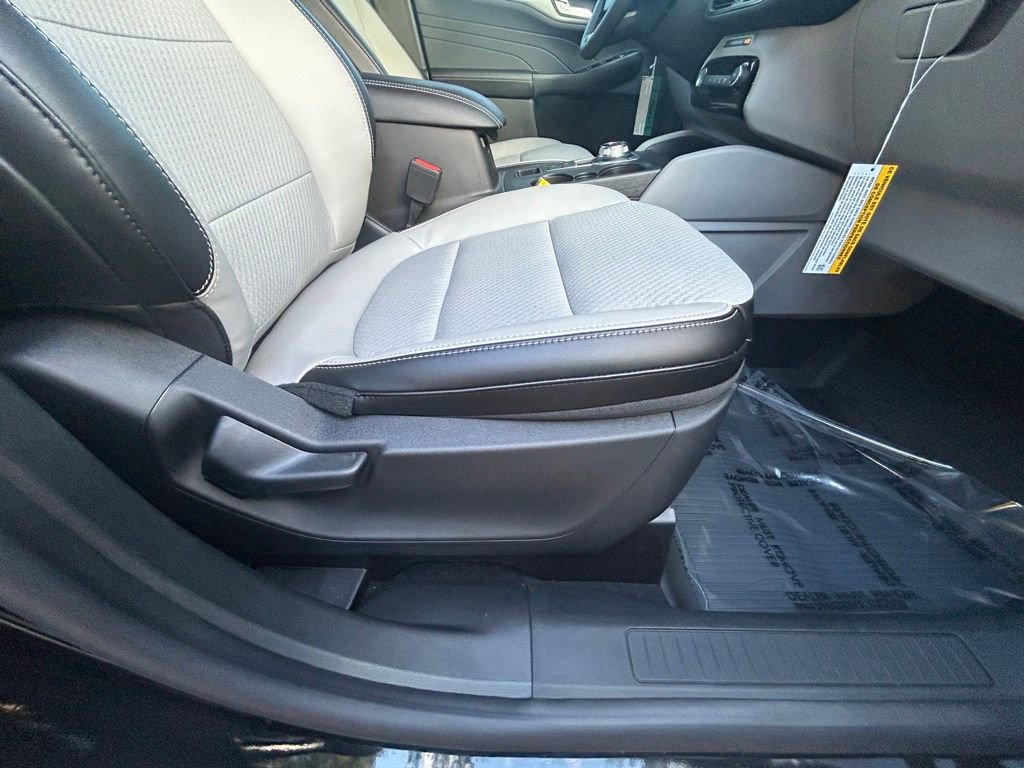 Certified 2024 Ford Escape SE FWD image 26