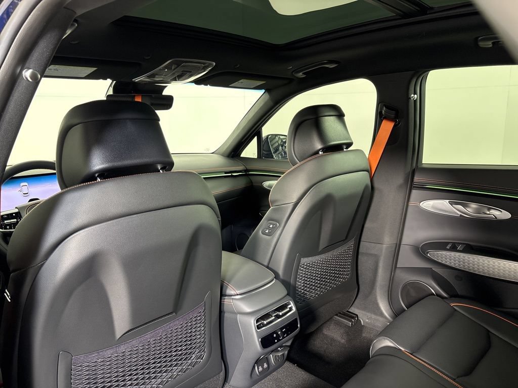 New 2026 Genesis GV70 2.5T Sport Prestige AWD/4WD image 20