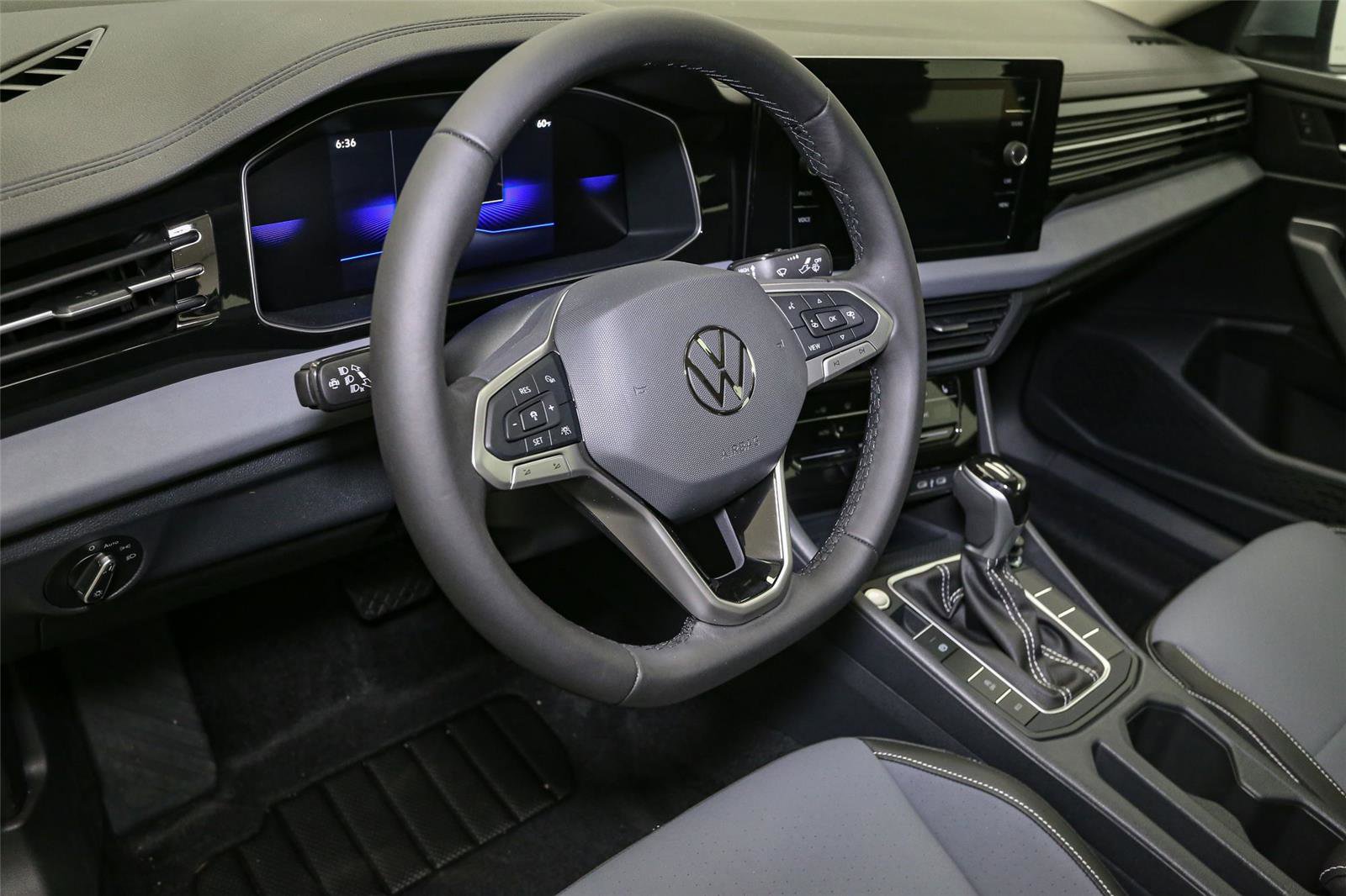 New 2025 Volkswagen Jetta SE image 17