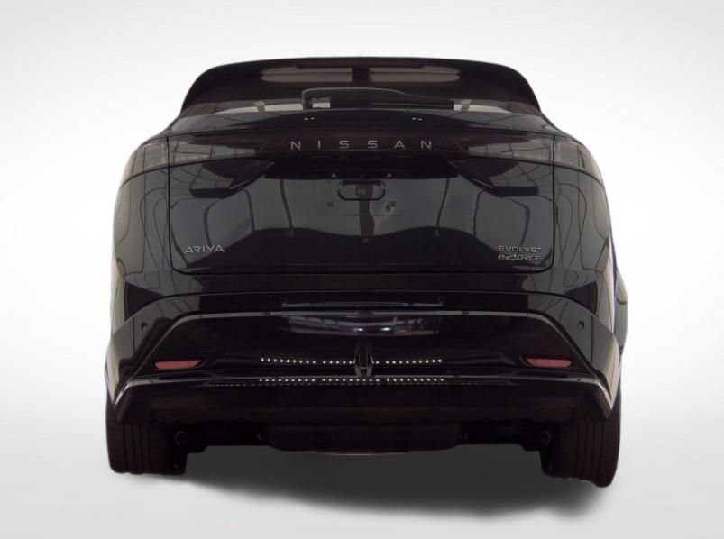 Used 2023 Nissan Ariya AWD image 6