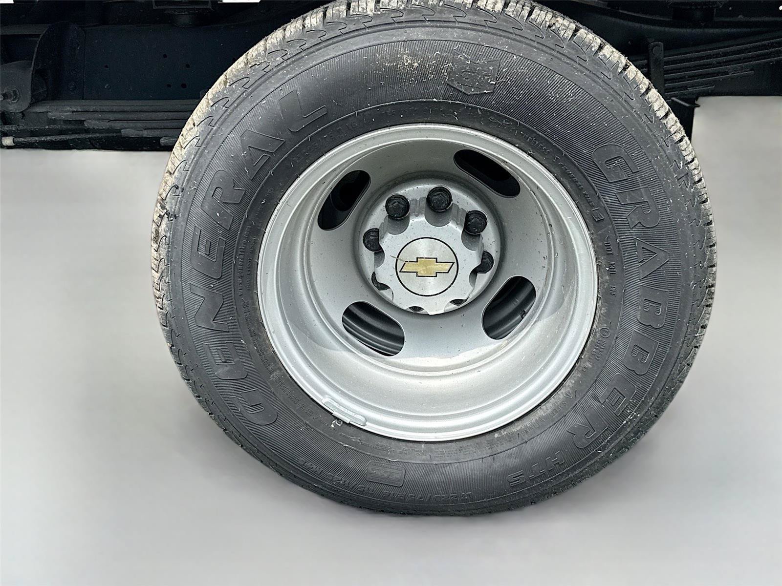 New 2024 Chevrolet Express 3500 w/ Power Convenience Package RWD image 18