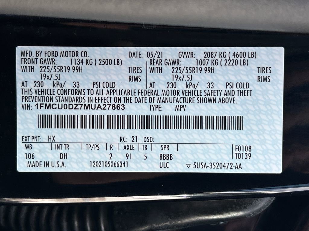 Used 2021 Ford Escape Titanium w/ Titanium Elite Package image 32