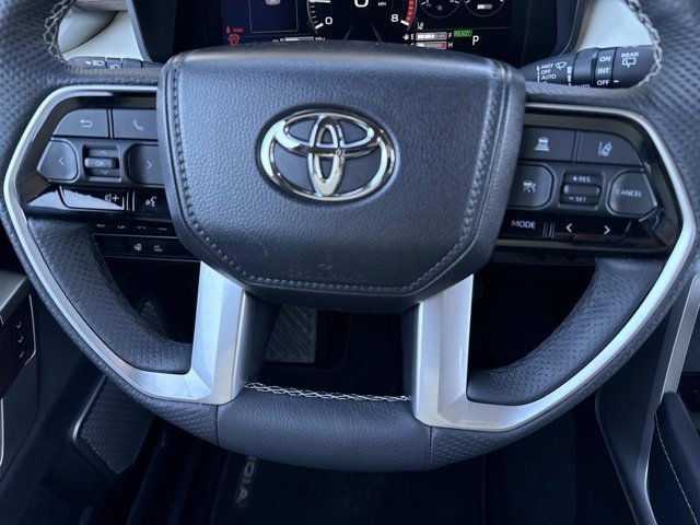Used 2025 Toyota Sequoia Capstone image 25