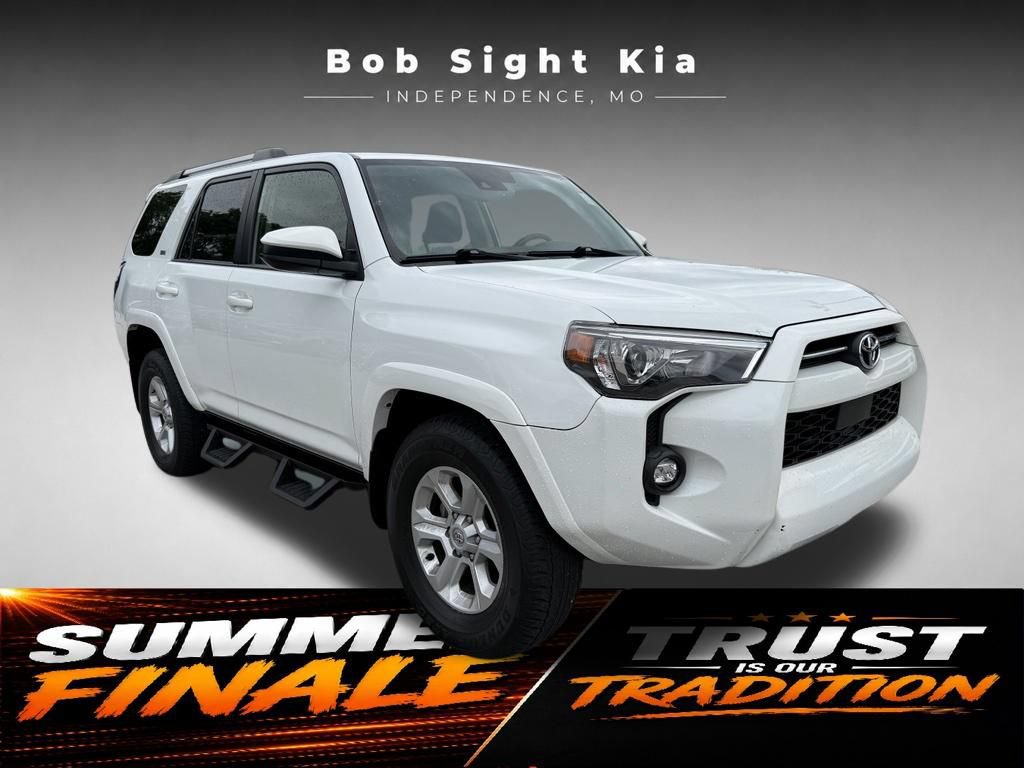 Used 2024 Toyota 4Runner SR5 RWD image 20
