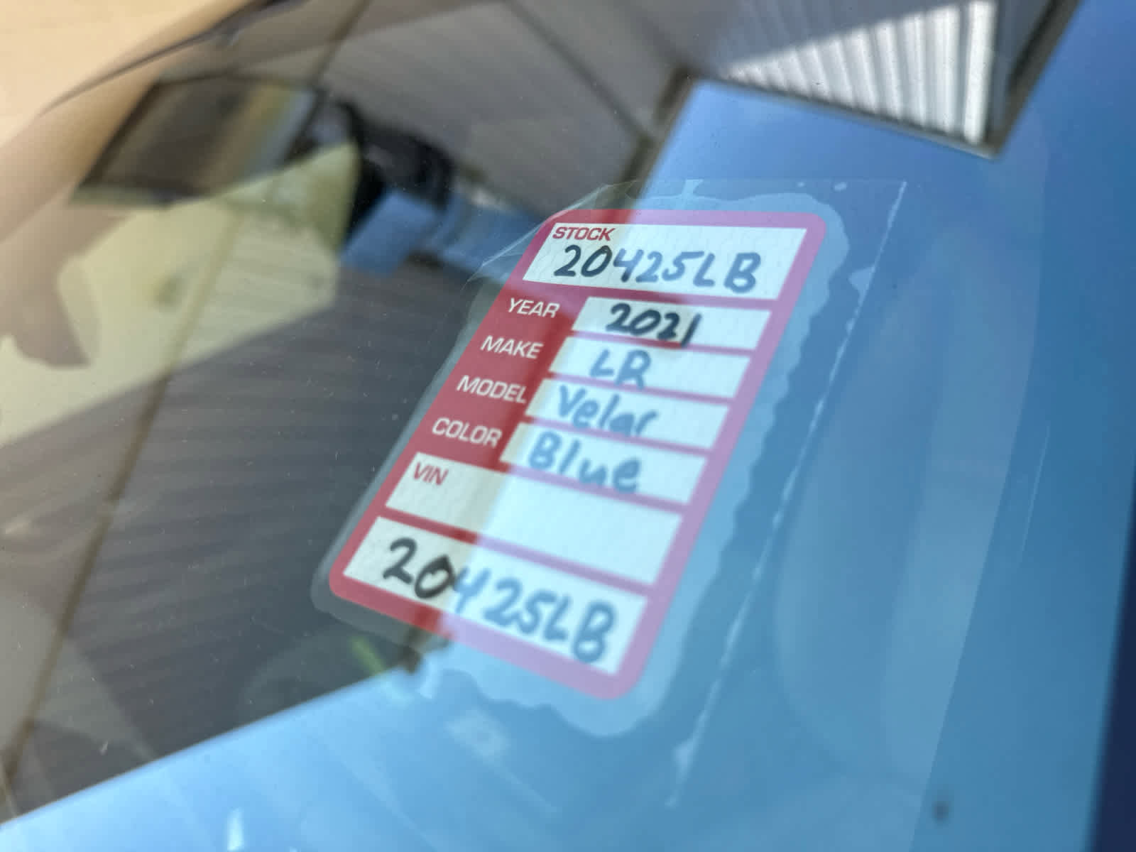 Certified 2021 Land Rover Range Rover Velar R-Dynamic S image 18