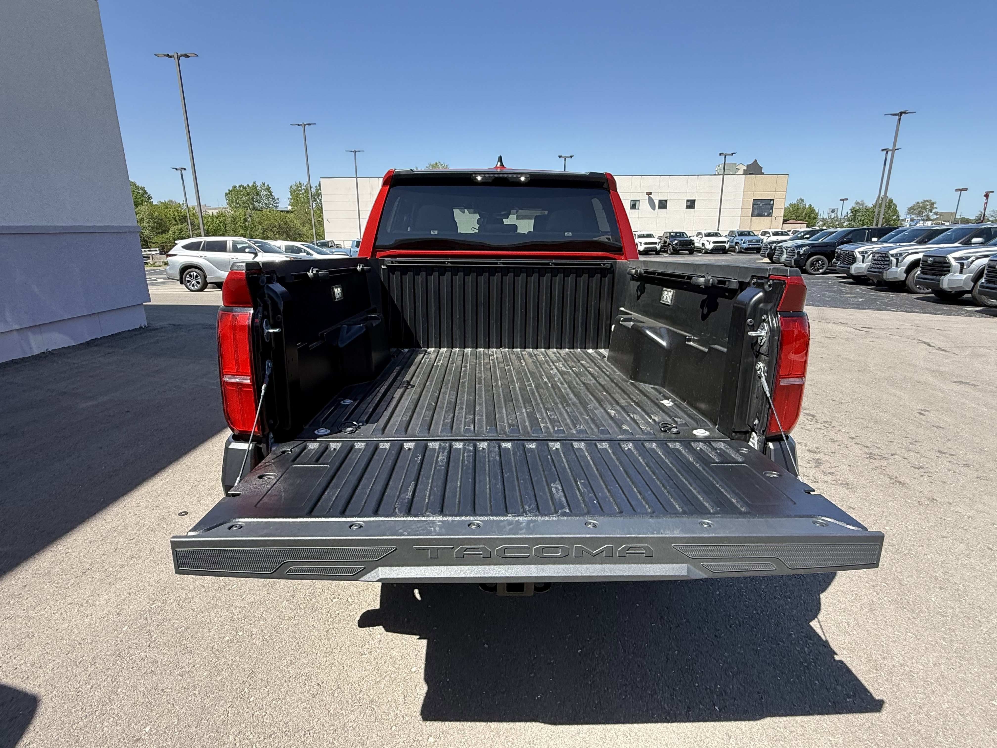 Certified 2025 Toyota Tacoma SR image 28