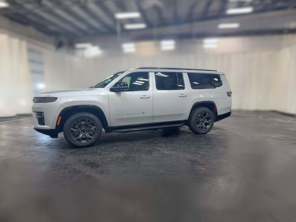 New 2026 Jeep Grand Wagoneer L Limited image 5