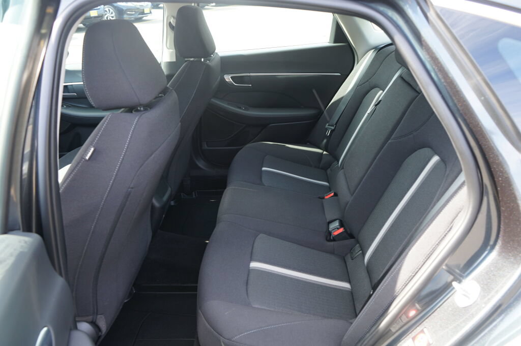 Certified 2023 Hyundai Sonata SEL FWD image 14