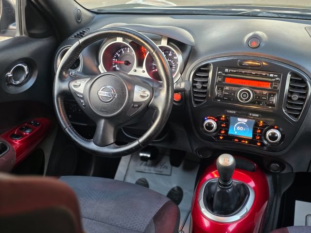 Used 2014 Nissan Juke SV FWD image 25