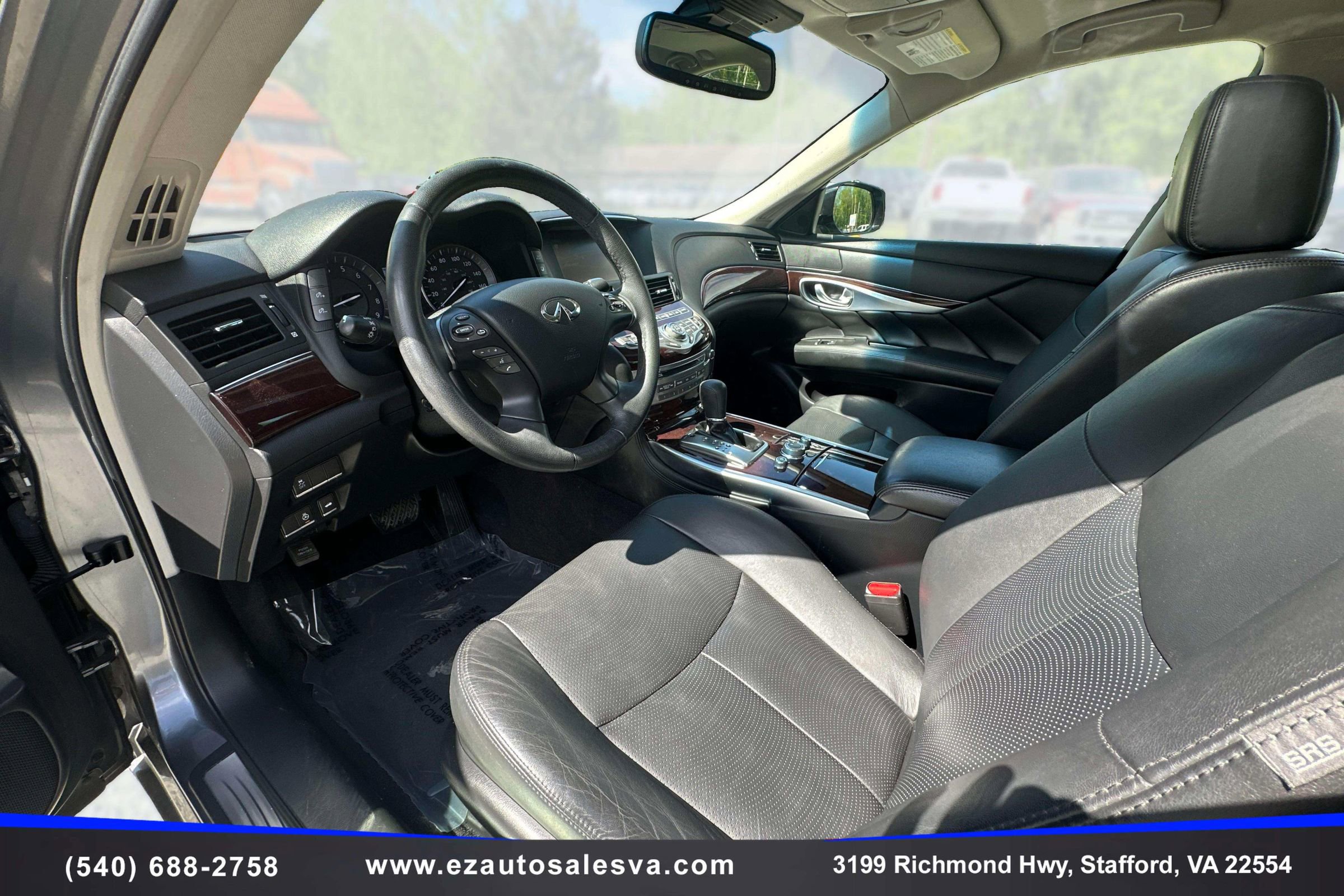 Used 2016 INFINITI Q70 3.7 AWD/4WD image 15