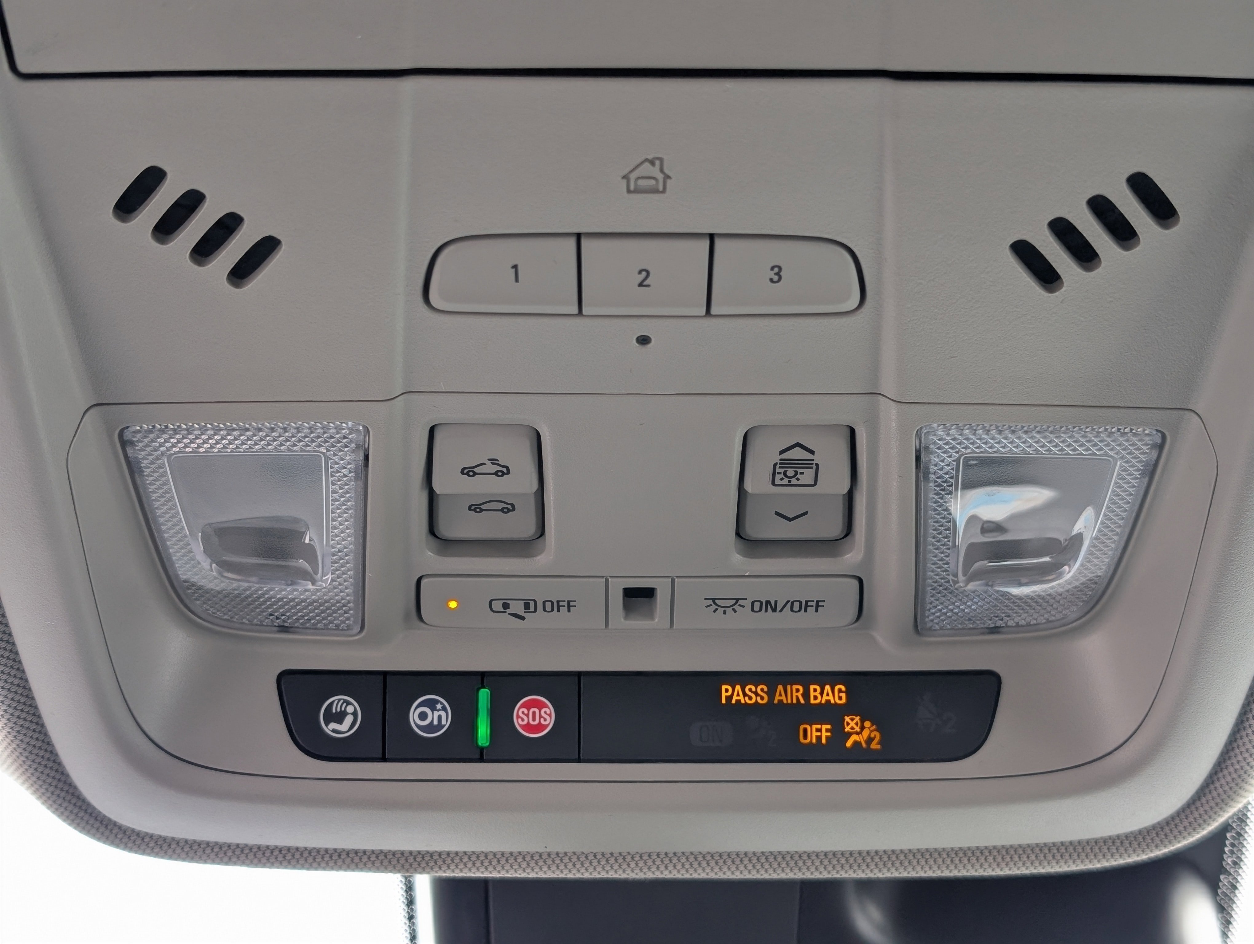 Used 2022 Cadillac XT4 Premium Luxury w/ Sun And Sound Package image 30