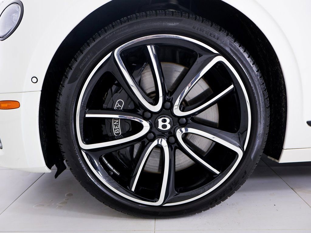 Used 2024 Bentley Flying Spur V8 image 51
