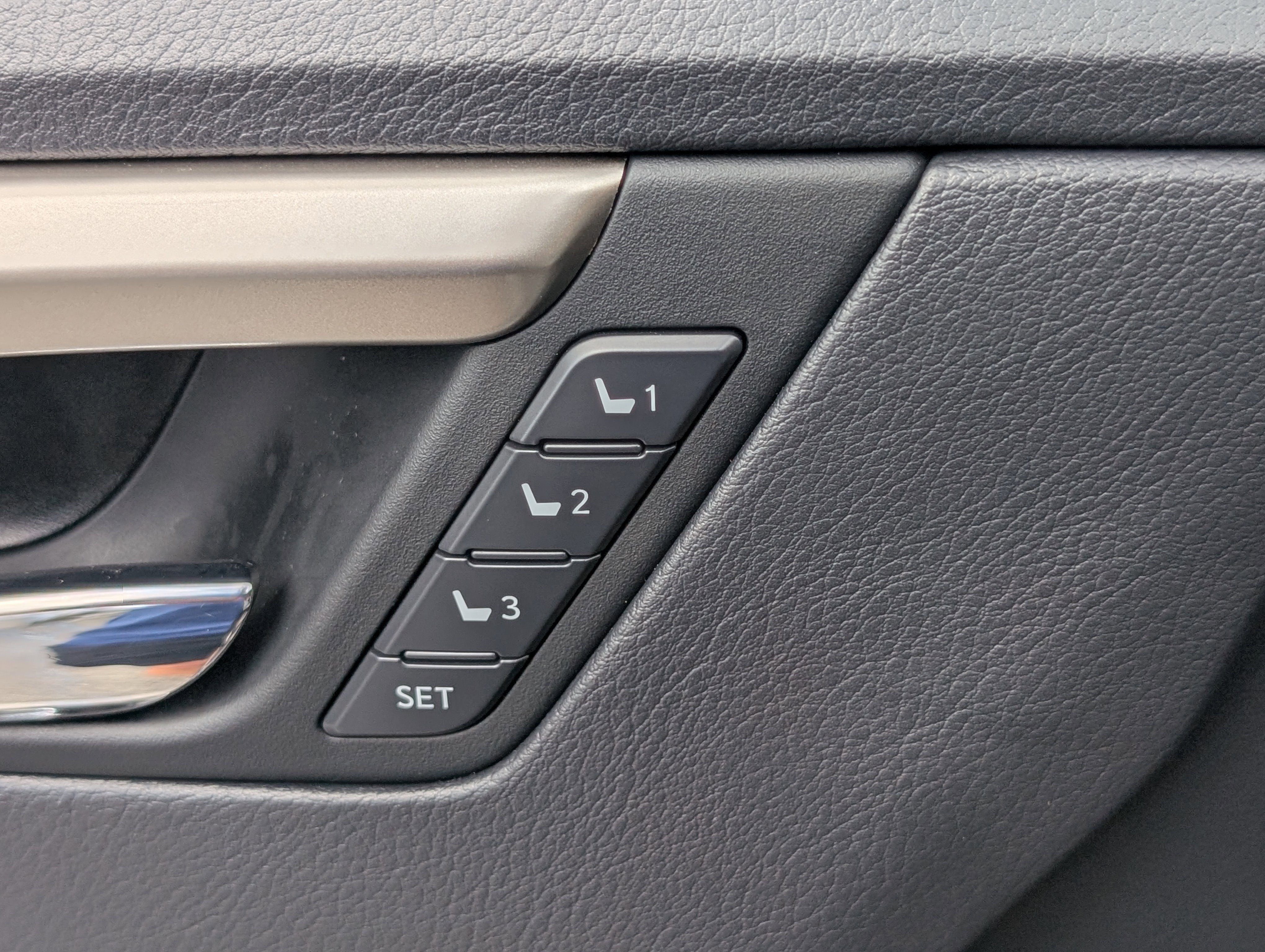 Used 2019 Lexus RX 350 AWD w/ Navigation Package image 21