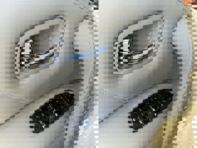 Used 2017 INFINITI QX80 Base w/ Deluxe Technology Package image 23