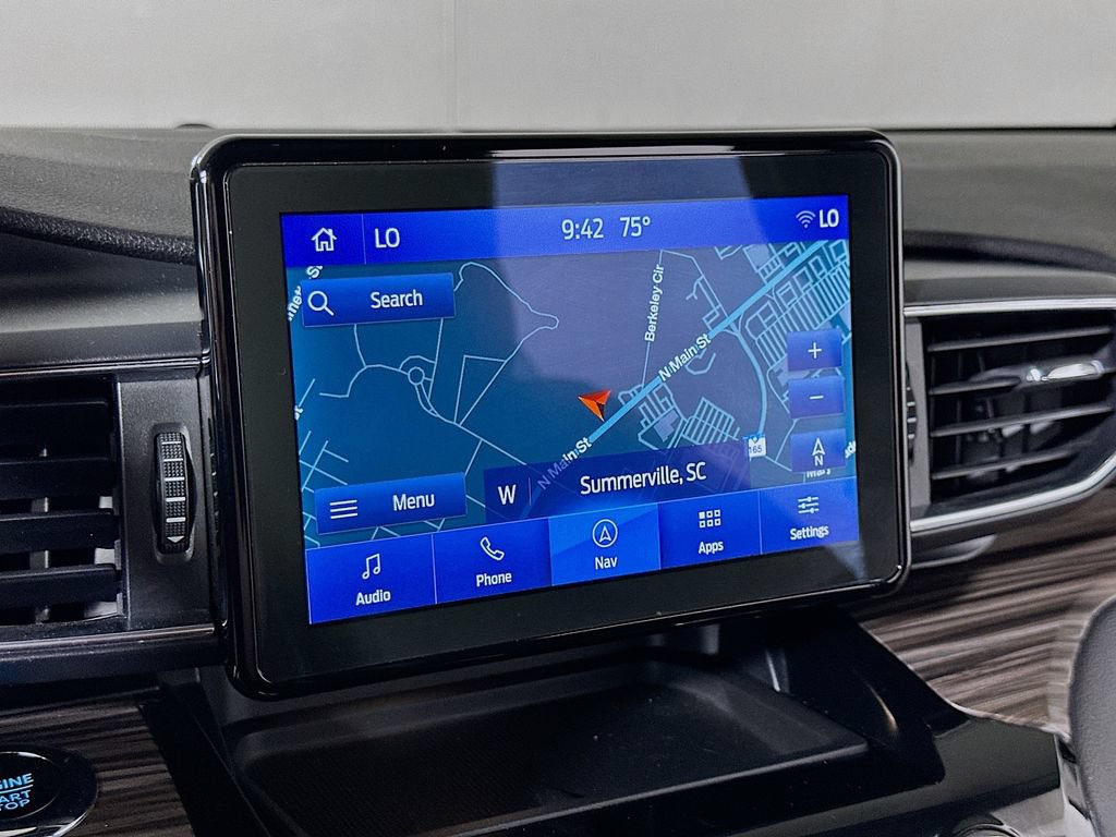 Used 2023 Ford Explorer Limited w/ Equipment Group 301A RWD image 29