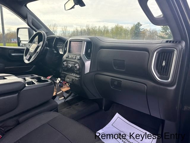 Used 2022 GMC Sierra 3500 SLE w/ SLE Convenience Package AWD/4WD image 32