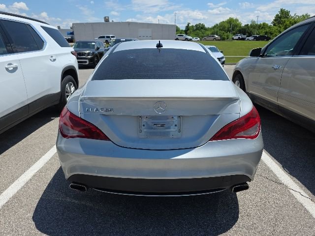 Used 2014 Mercedes-Benz CLA 250 image 4