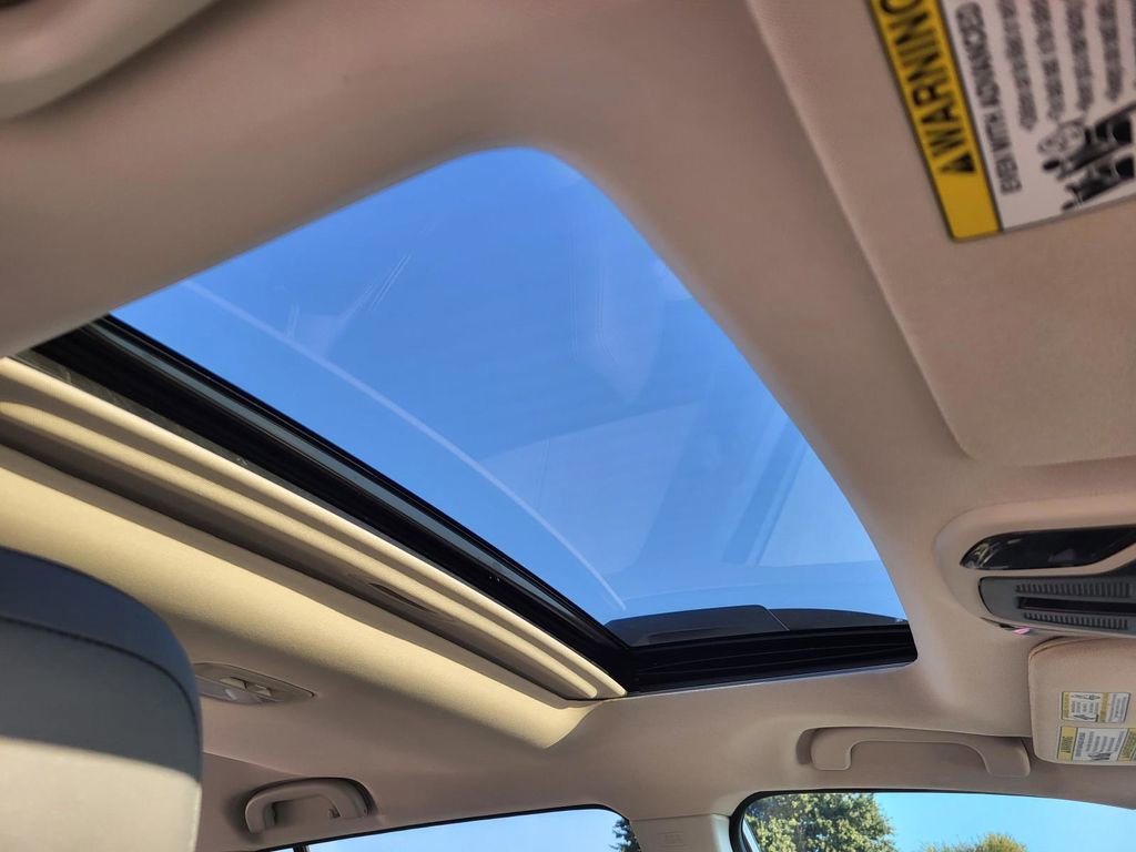 Certified 2025 Subaru Outback Onyx Edition image 10