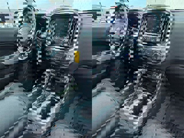 Used 2022 Chevrolet Colorado ZR2 image 16