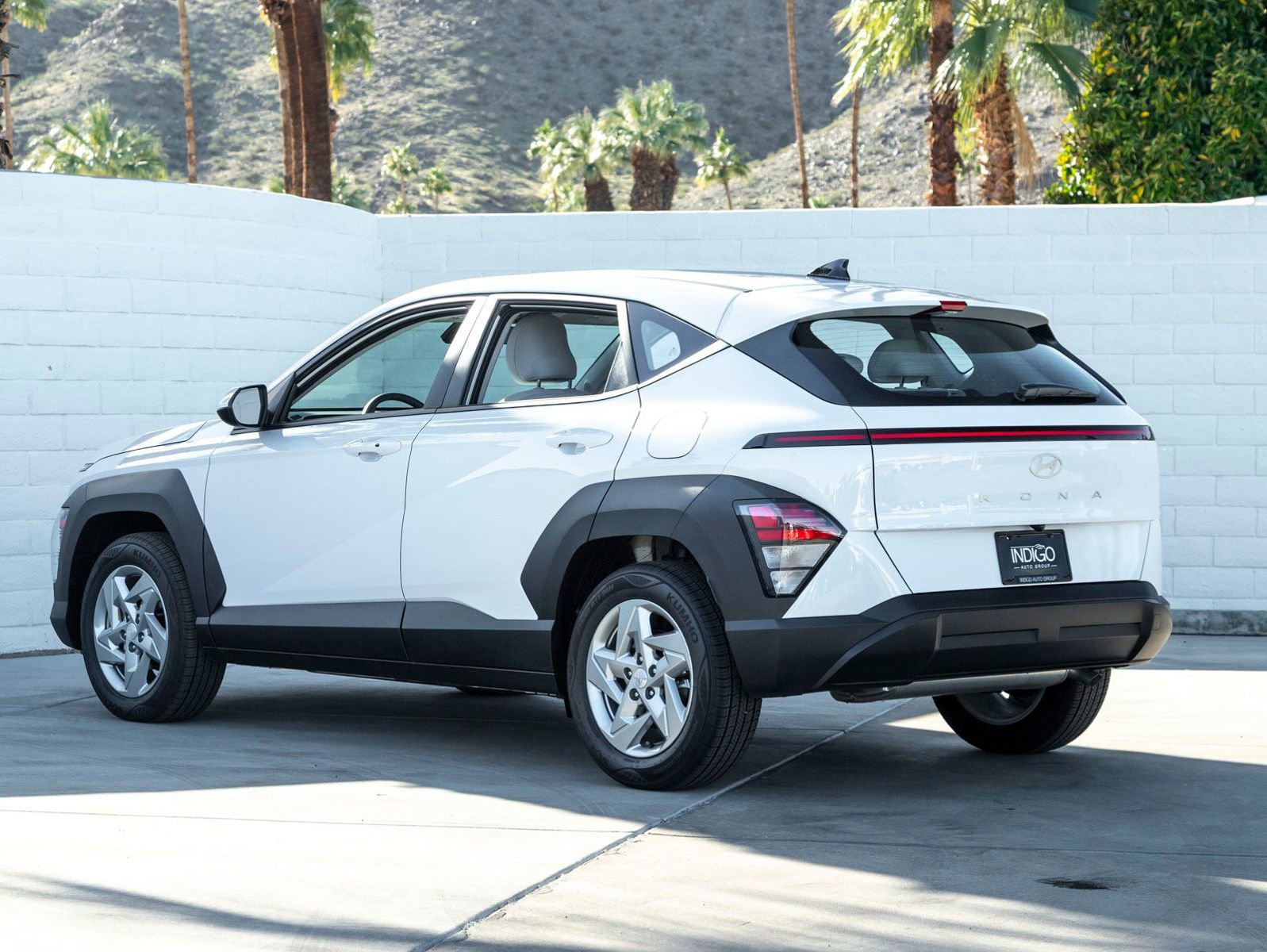 New 2025 Hyundai Kona SE image 7