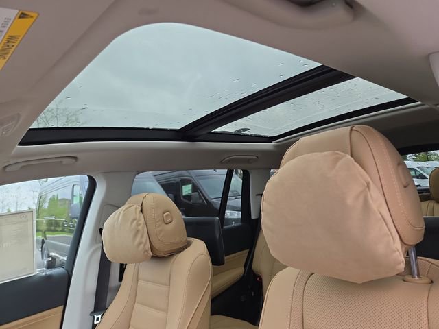 New 2026 Mercedes-Benz GLS 450 4MATIC image 28