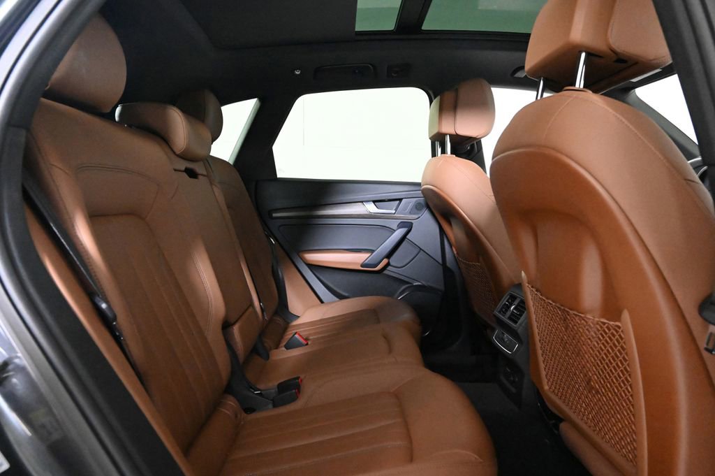 Used 2023 Audi Q5 2.0T Premium image 17