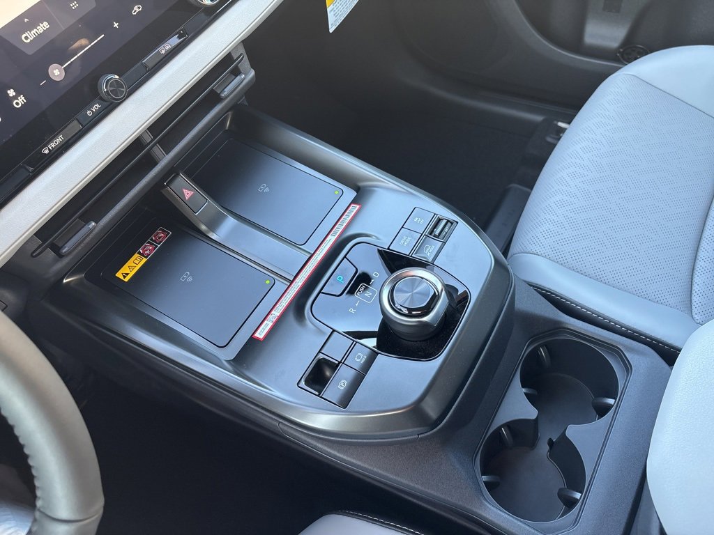 New 2026 Subaru Solterra Premium image 18