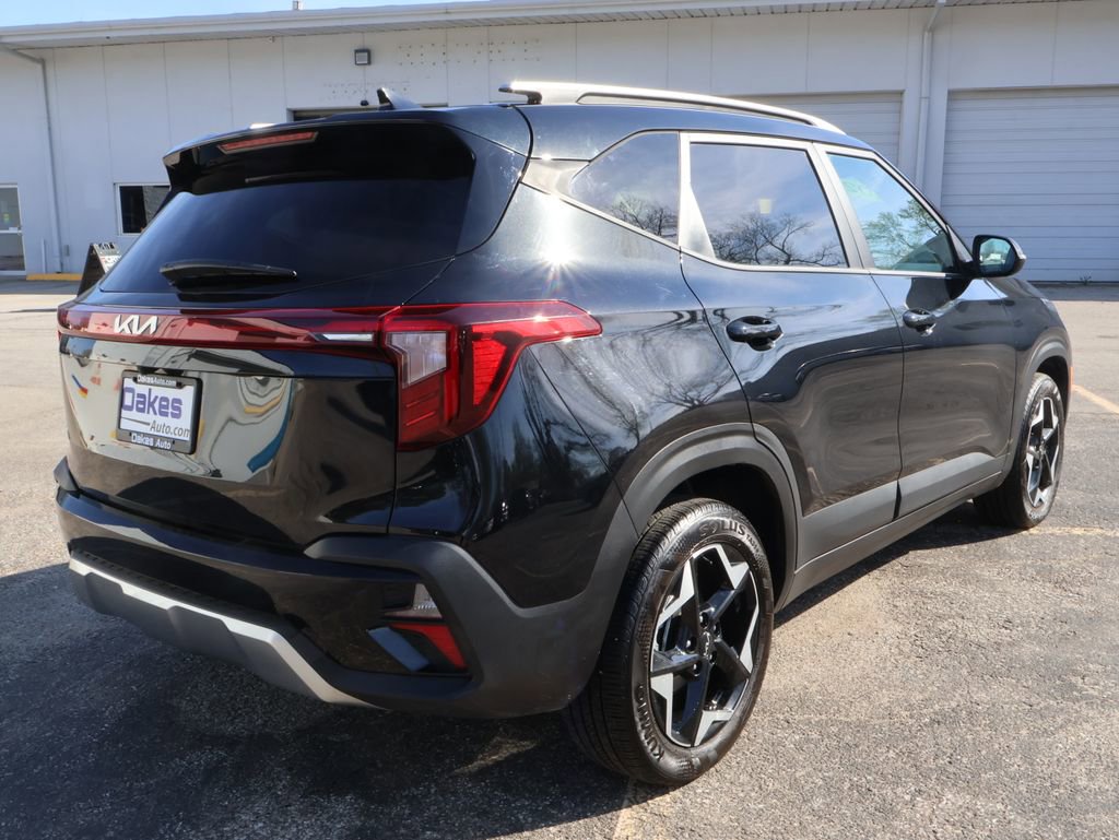 Used 2025 Kia Seltos S image 7
