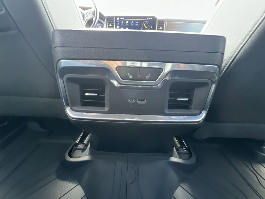 Certified 2022 Chevrolet Silverado 1500 High Country w/ High Country Premium Package image 21