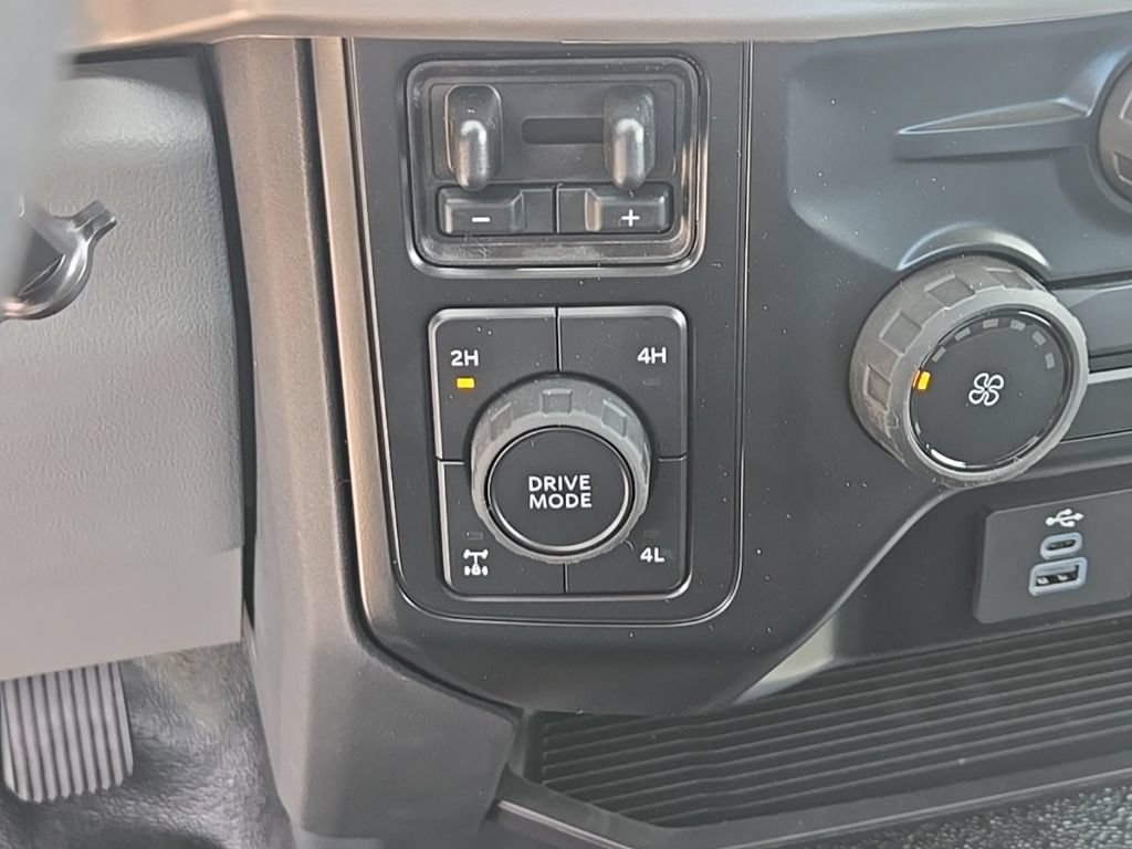 New 2026 Ford F350 XL w/ XL Driver Assist Package AWD/4WD image 27