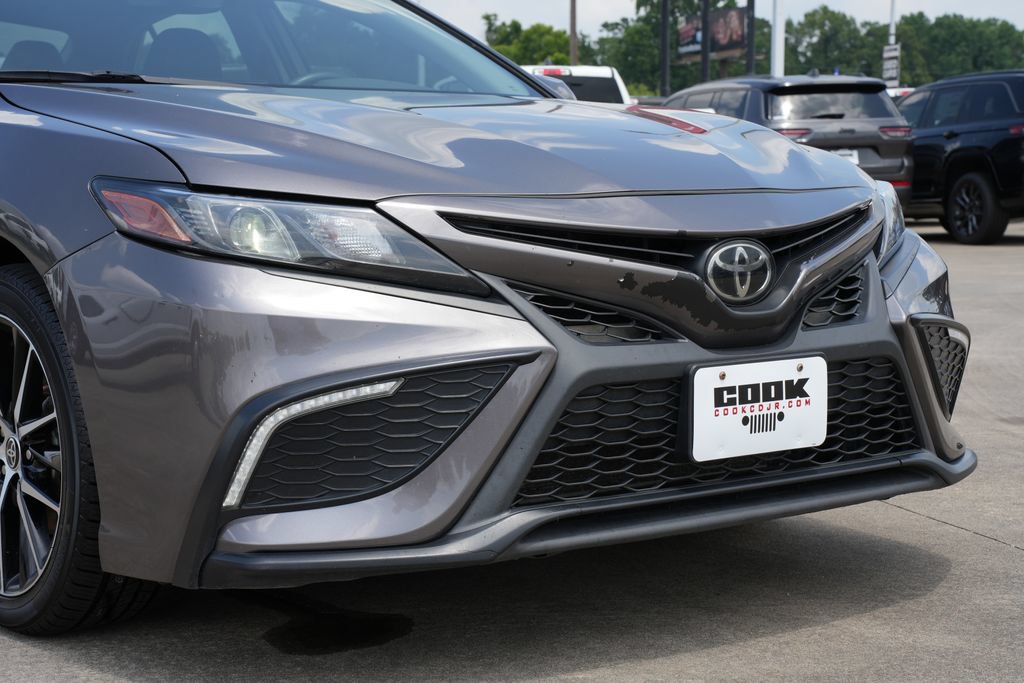Used 2023 Toyota Camry SE FWD image 25