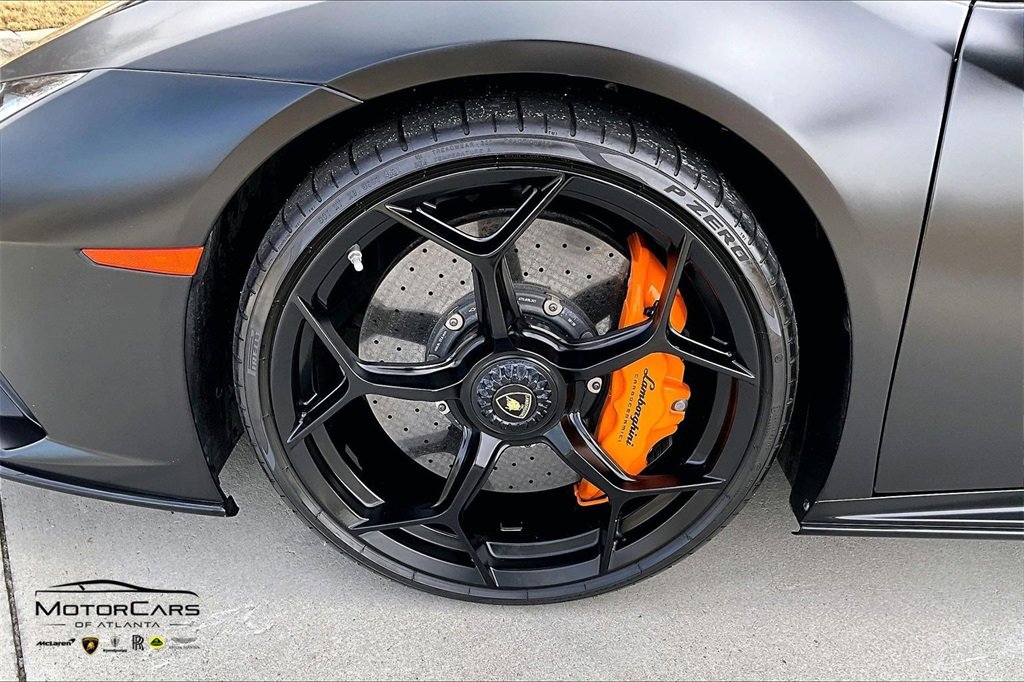 Used 2020 Lamborghini Huracan EVO image 10