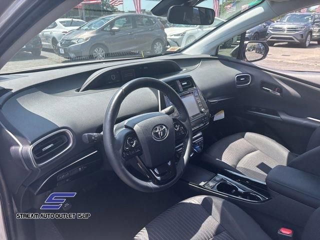 Used 2022 Toyota Prius Prime LE image 23