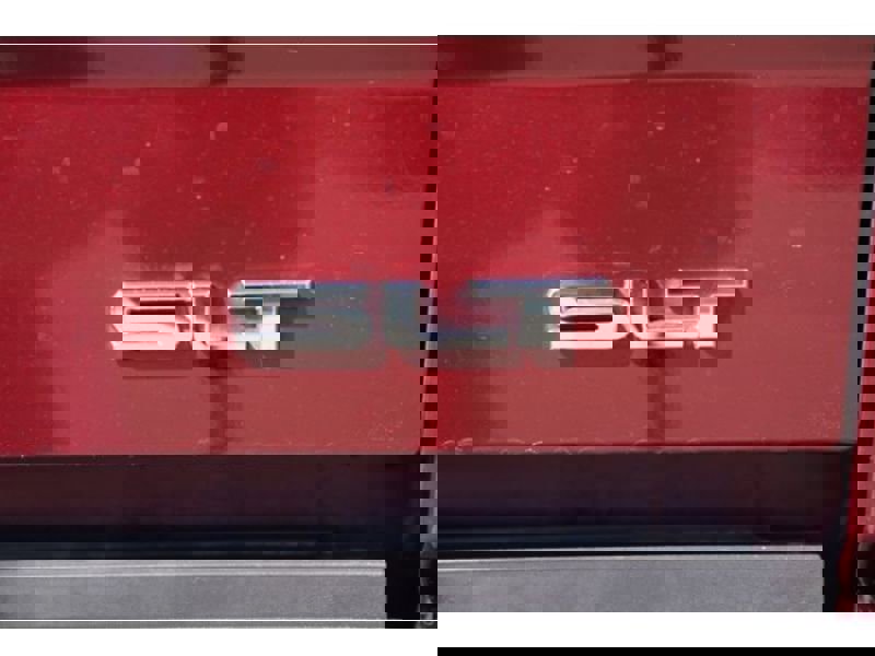 Used 2016 GMC Sierra 2500 SLT w/ Duramax Plus Package image 17