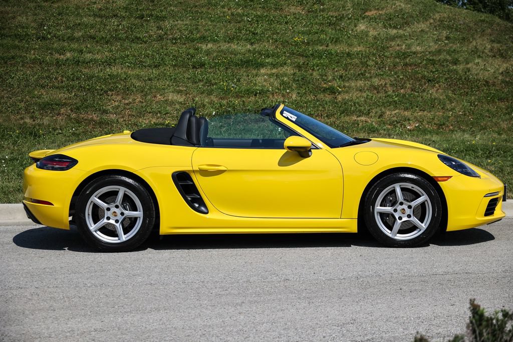Certified 2024 Porsche 718 Boxster RWD image 53