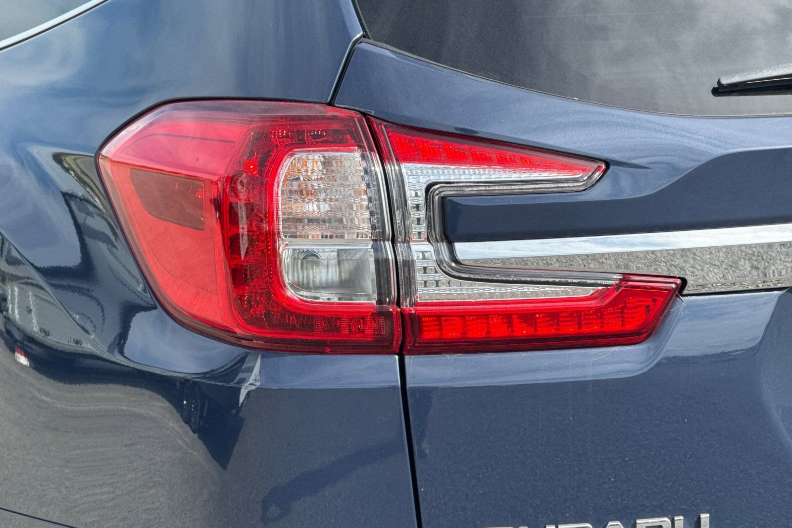 Used 2023 Subaru Ascent Limited AWD/4WD image 47