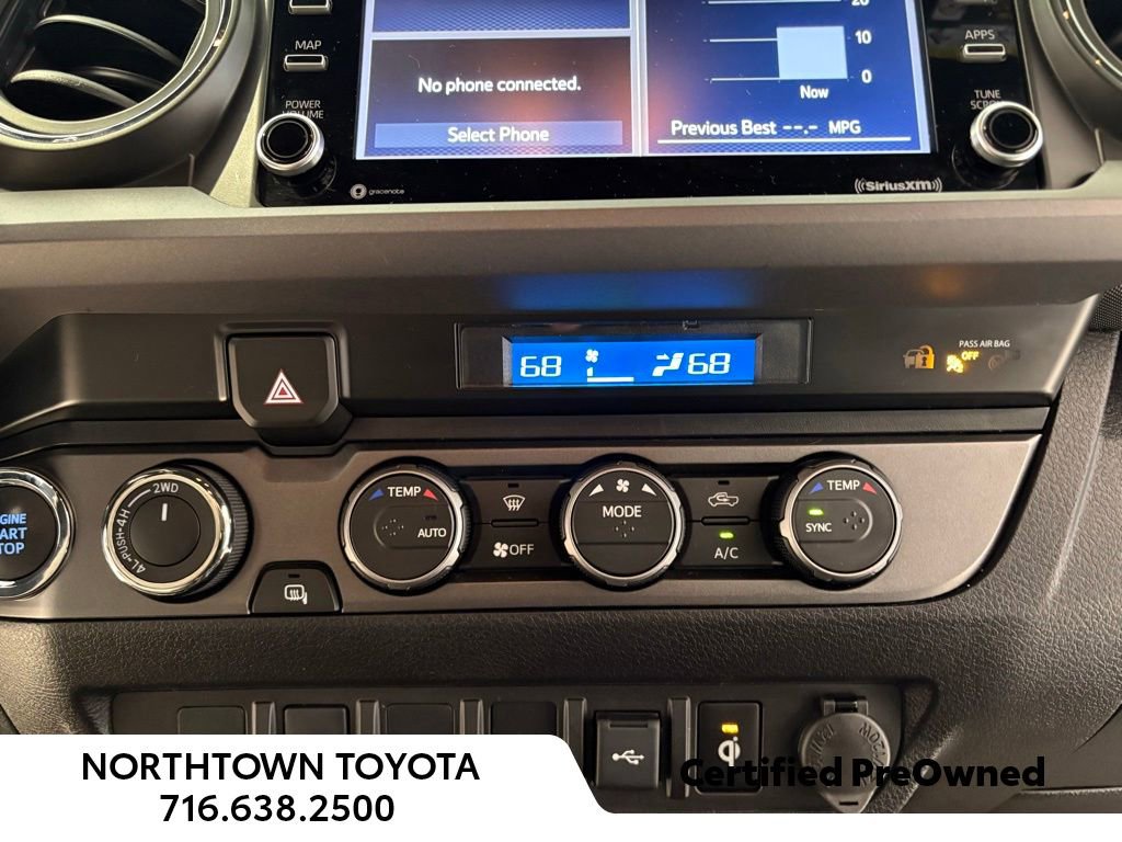 Used 2022 Toyota Tacoma TRD Sport image 12