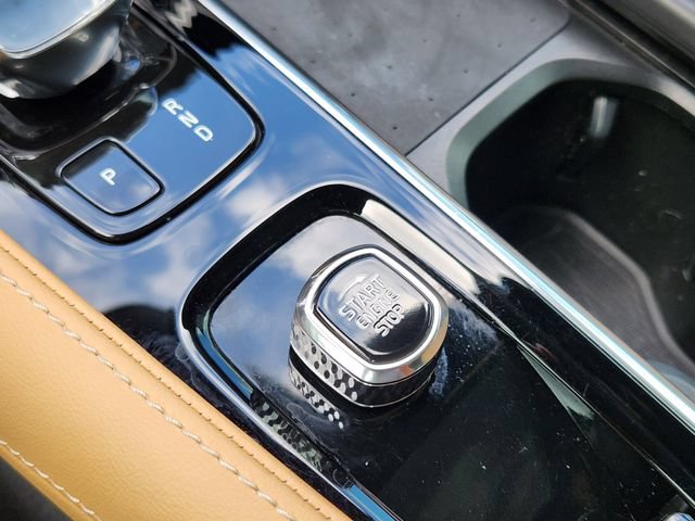 Used 2022 Volvo S90 B6 Inscription AWD/4WD image 22