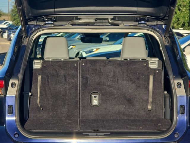 Used 2023 Toyota Highlander Limited image 13