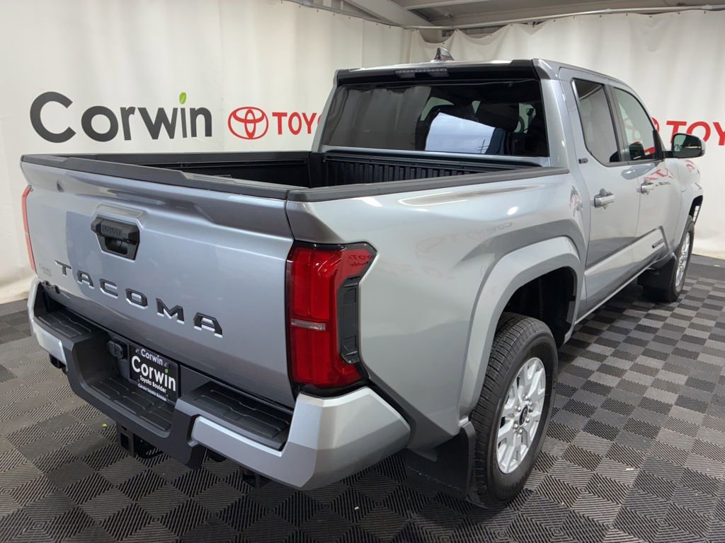 Used 2026 Toyota Tacoma SR5 image 8