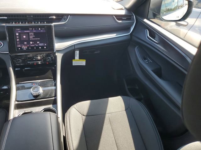 New 2026 Jeep Grand Cherokee Laredo X image 20