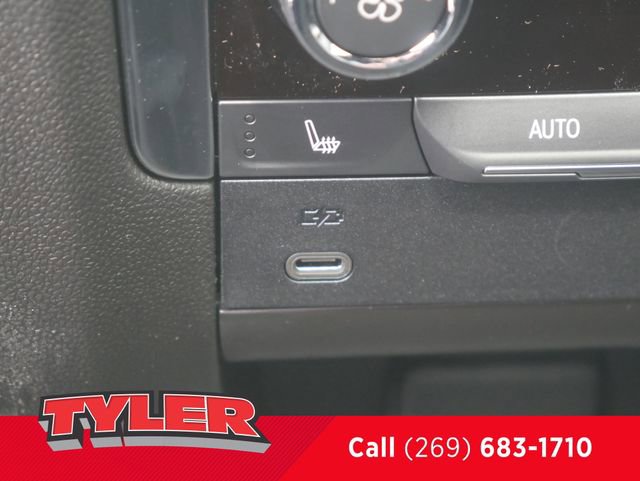New 2026 Chevrolet Tahoe Premier w/ Sun And Tow Package AWD/4WD image 47