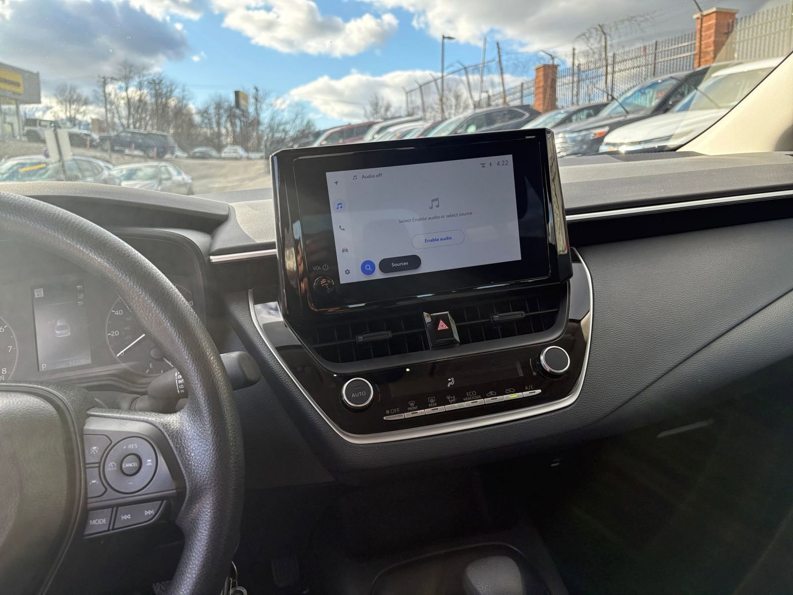 Used 2025 Toyota Corolla LE image 17