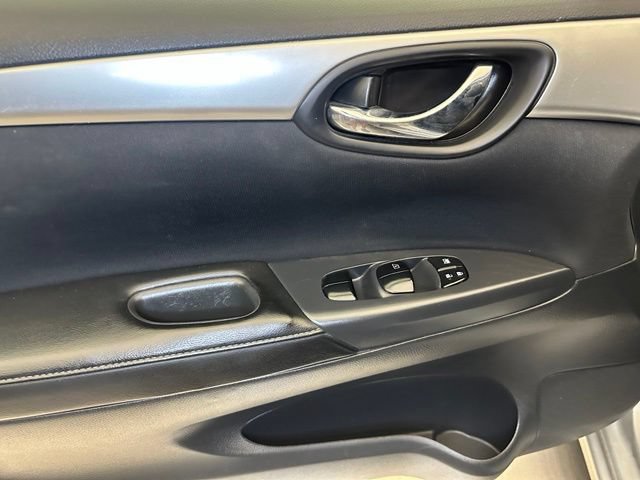 Used 2016 Nissan Sentra S FWD image 22